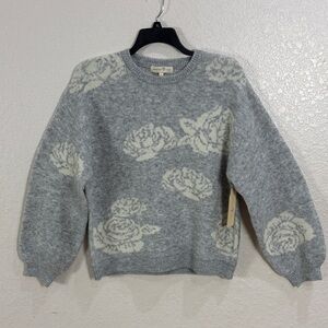 Penelope Rose,Size L,Cozy Grey Floral Crewneck Sweater - Women